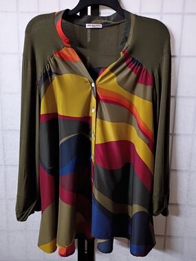 cha cha vente Olive Multicolor Button Front Tunic